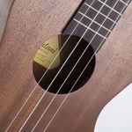 ukulele-baritono-kal-200-bt