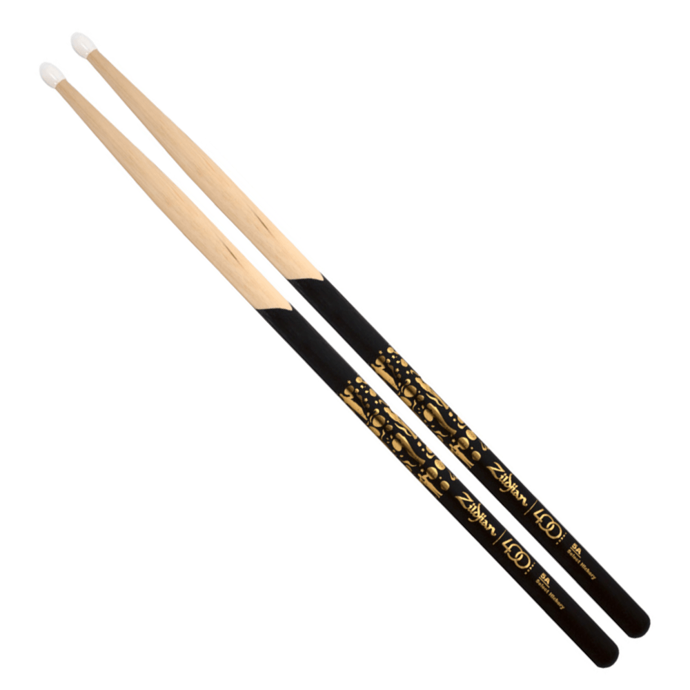 Encontraproduto.com.br - Baqueta Zildjian 400 Anos Limited Edition Classical 5A em Hickory Ponta de Nylon Z5AND-400